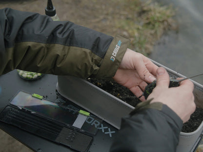 Box für Feeder-Vorfächer Delphin REAXE RIGIN mini